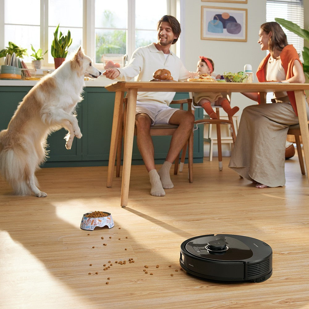 Roborock Q8 Max Robot Vacuum and Mop Cleaner - Black