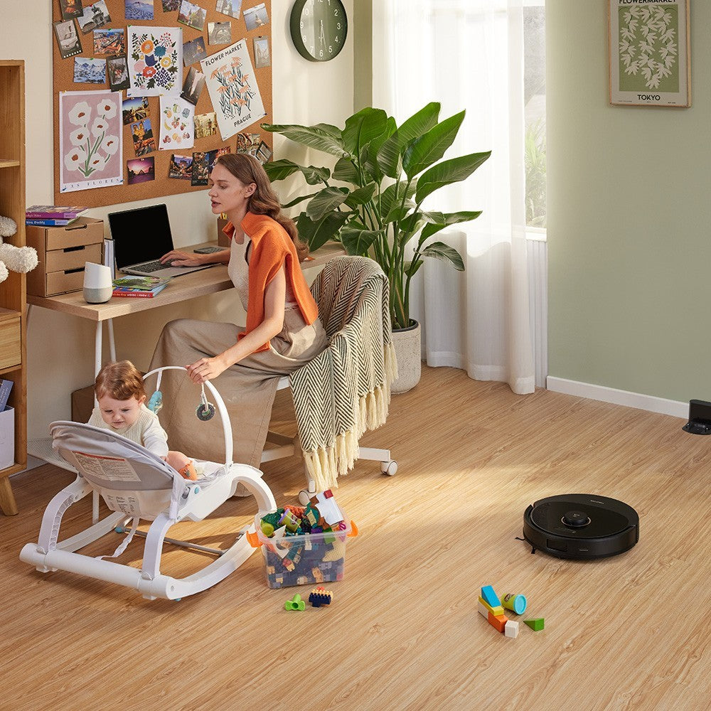 Roborock Q8 Max Robot Vacuum and Mop Cleaner - Black