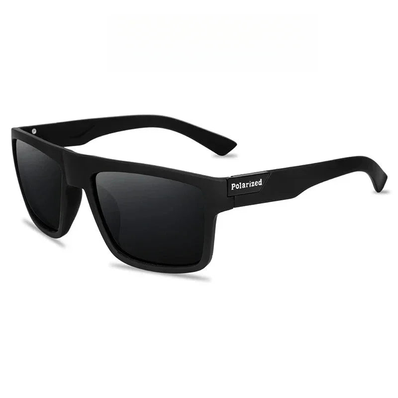 Un par de gafas polarizadas vintage de moda, gafas de lujo retro para conducir y pescar, gafas antideslumbrantes.
