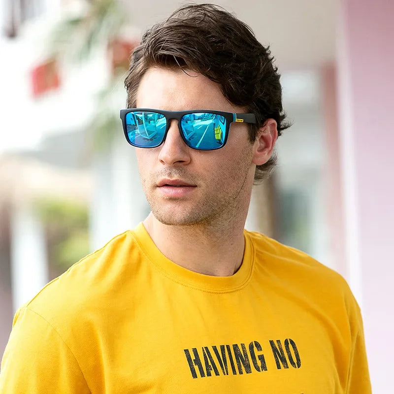 Un par de gafas polarizadas vintage de moda, gafas de lujo retro para conducir y pescar, gafas antideslumbrantes.