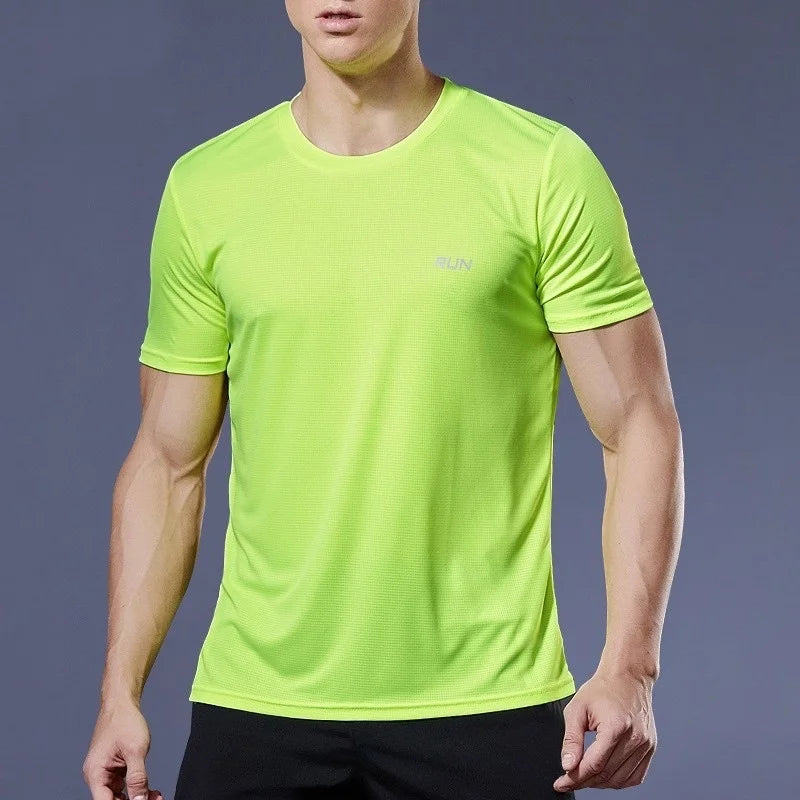 1 Piece Men's Short Sleeve Ultralight Athletic T-Shirt: Quick Drying Lightweight Performance For Running, Training, Fitness & Gy